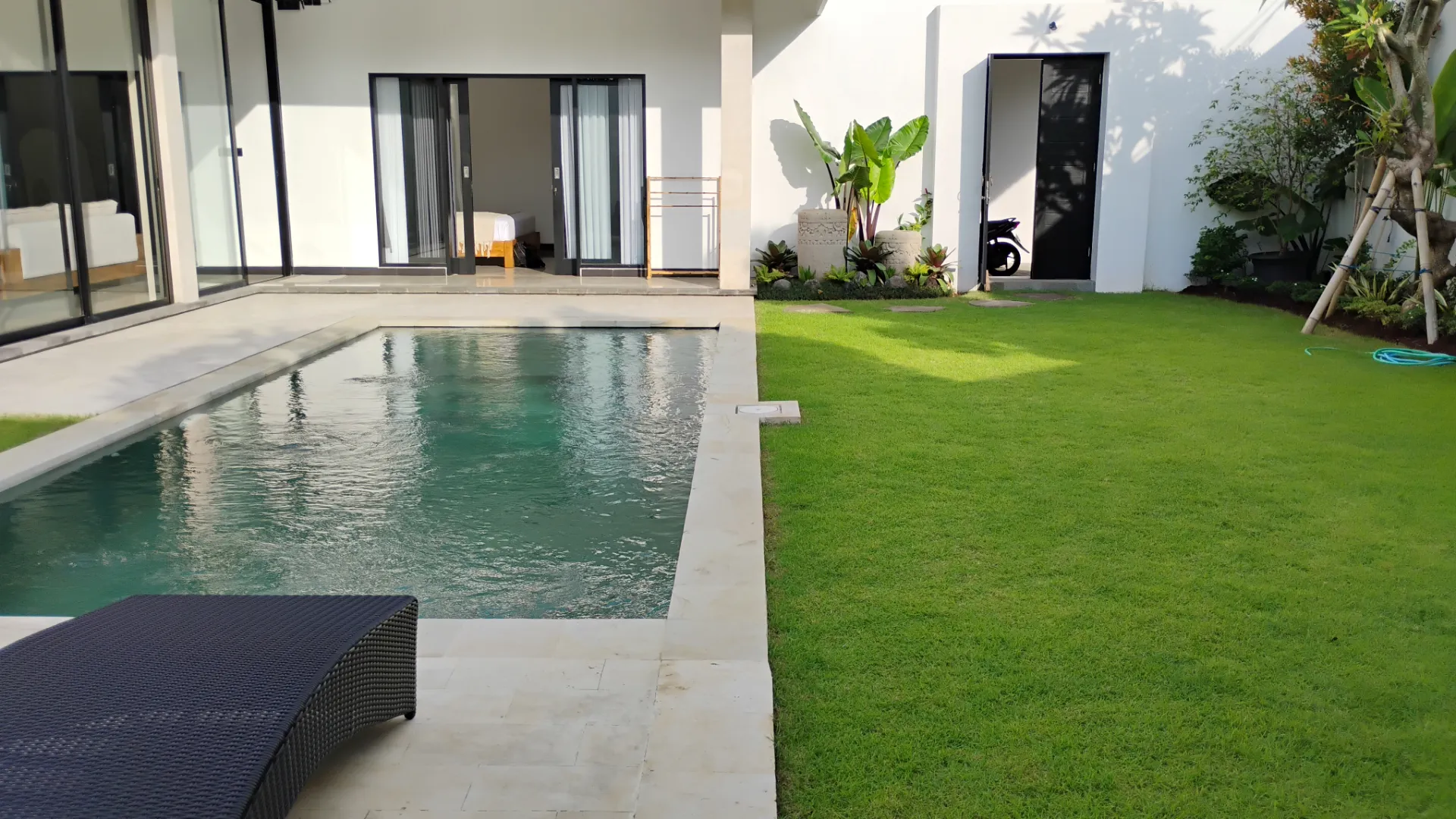 ✨ Newly build! Big Garden – 2 Bedrooms Villa for Monthly Rent in Berawa✨ — image 1