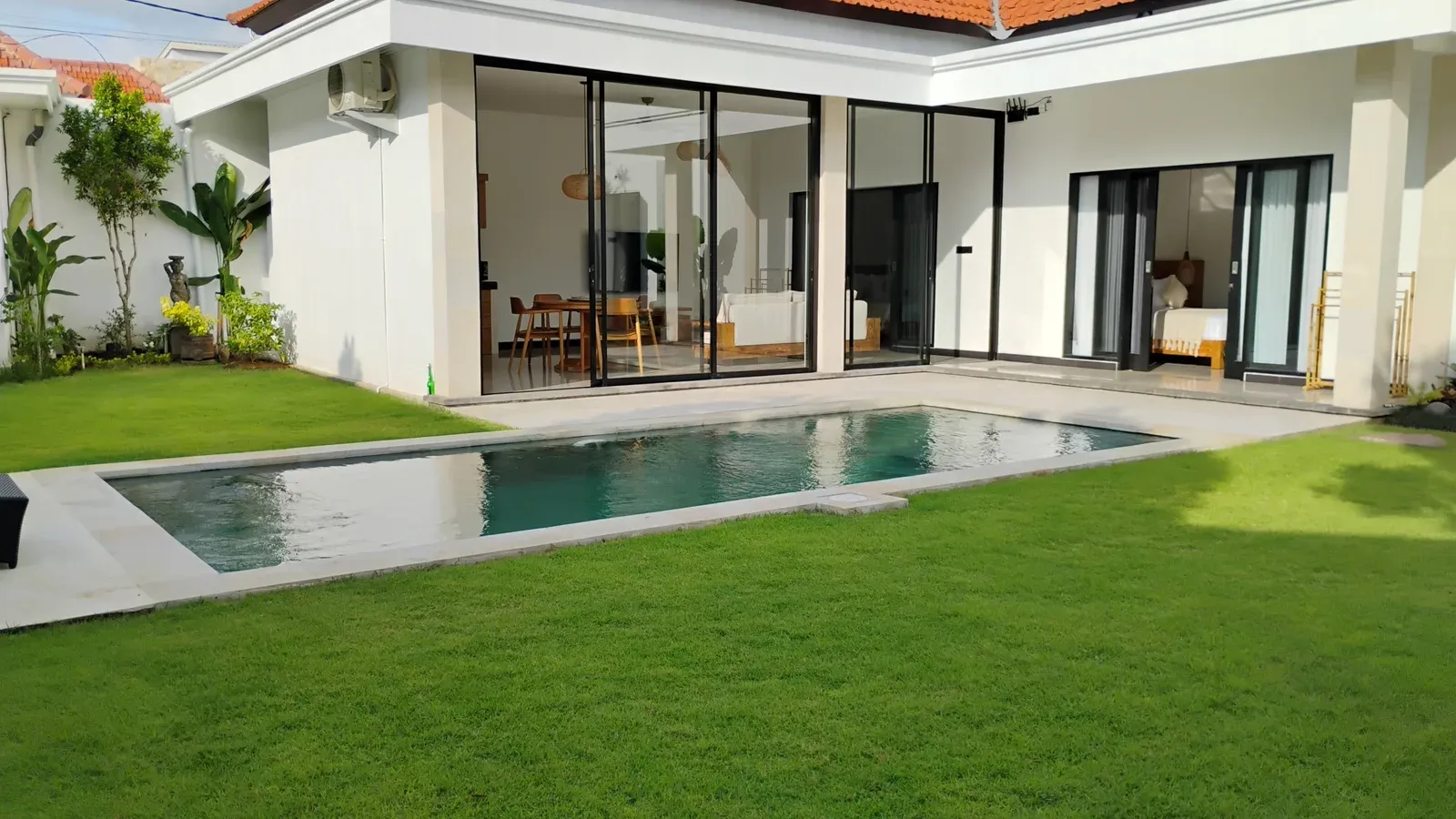 NEWLY BUILD! BIG GARDEN – 2 BEDROOMS VILLA FOR MONTHLY RENT IN BERAWA
