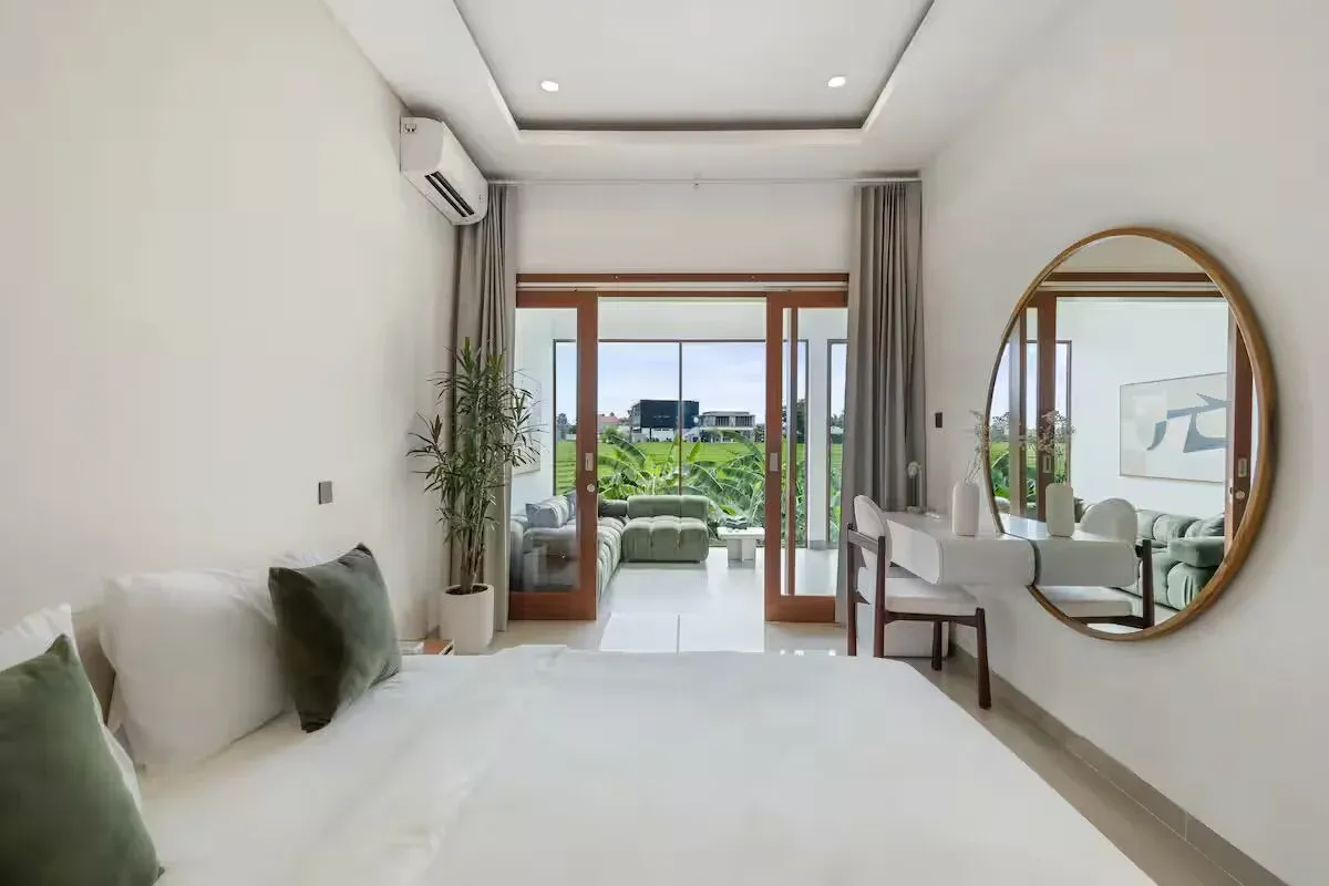 3 MODERN VILLA FULLY FURNISHED IN BERAWA — image 4