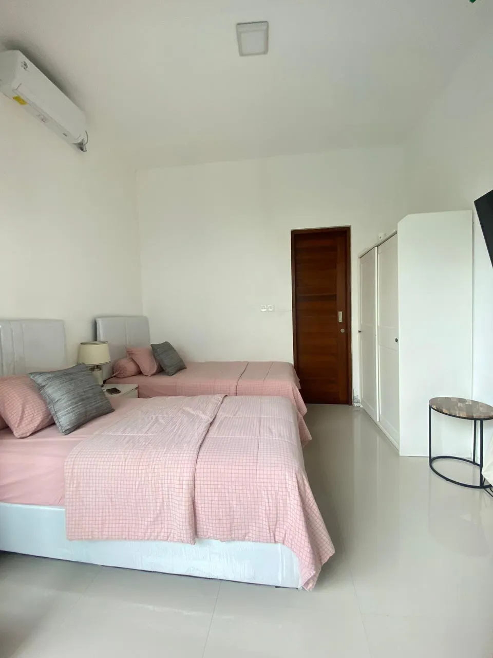 2 Modern bedroom villa sanur for rent — image 4