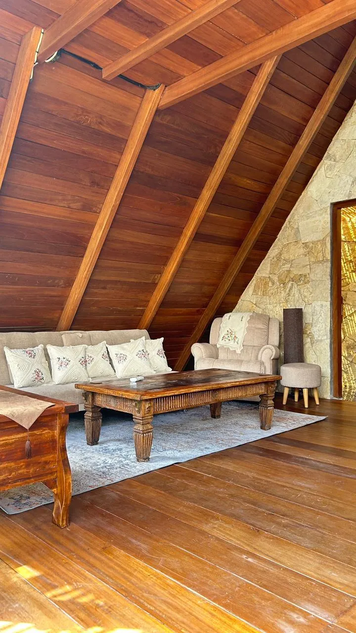 Villa joglo kerobokan for rent — image 2