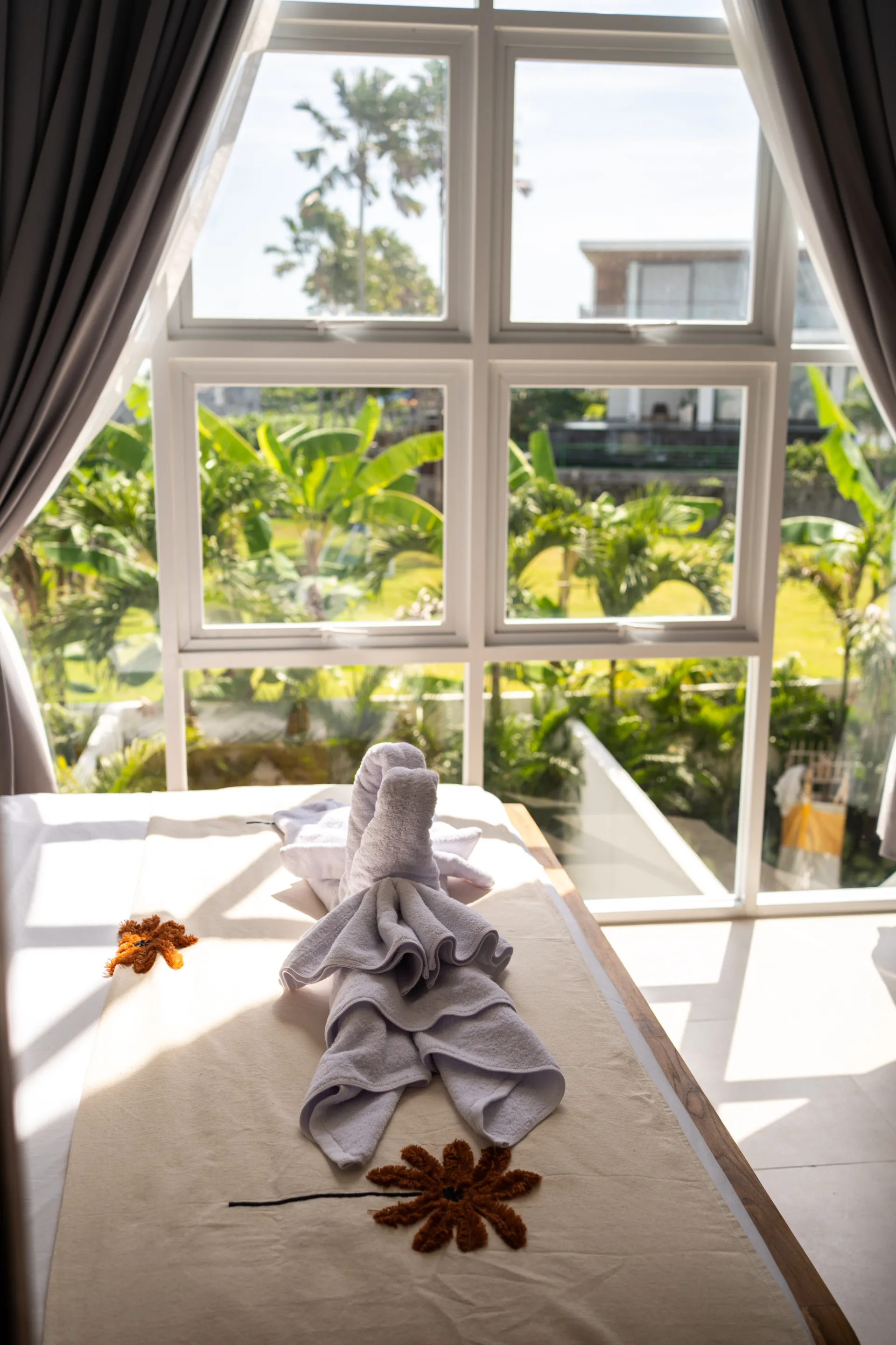 2BR Sunny Villa in Tumbak Bayuh