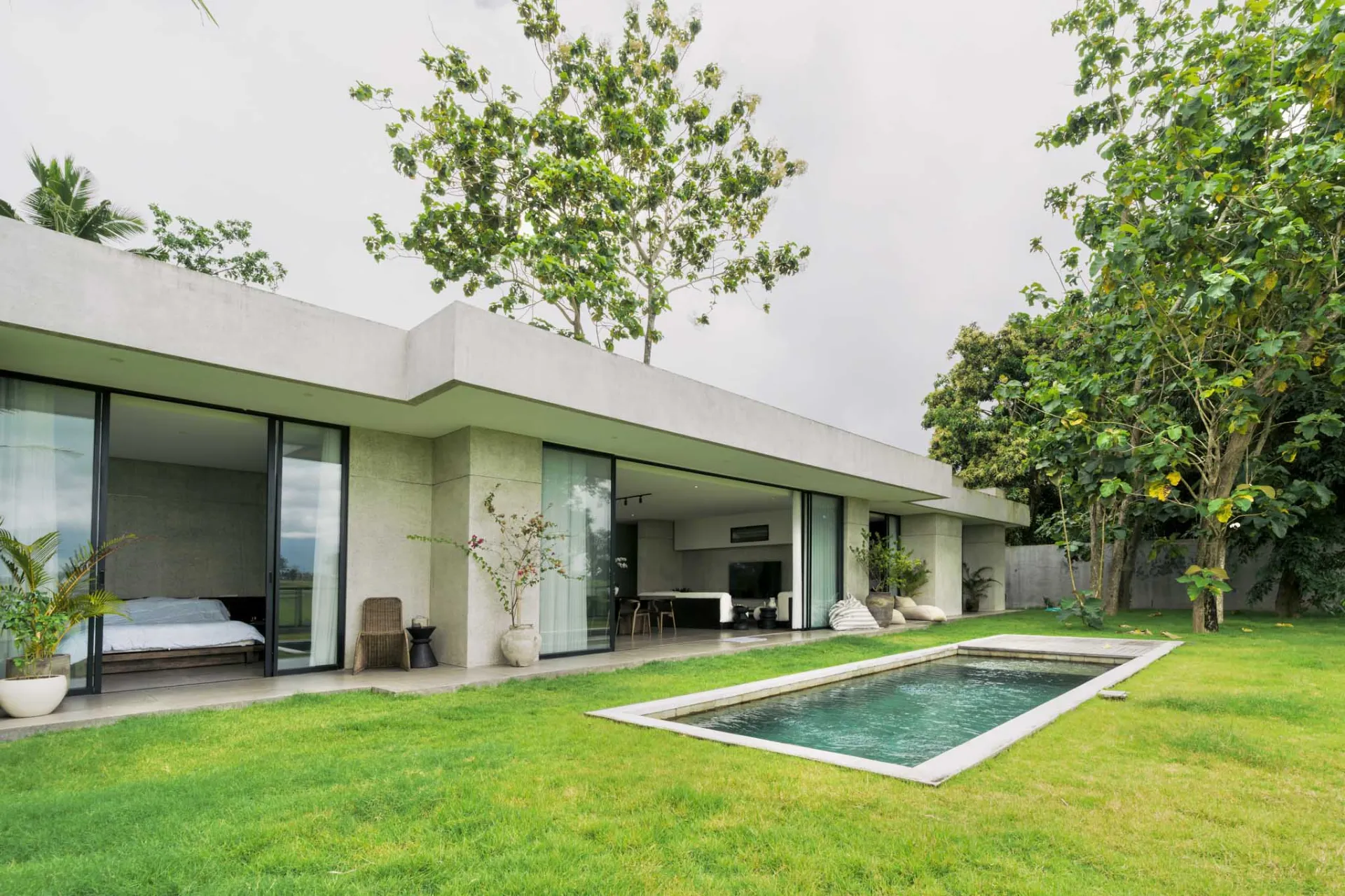 4BR Modern Villa with Greenbelt Views in Kaba-Kaba (B-KK31)