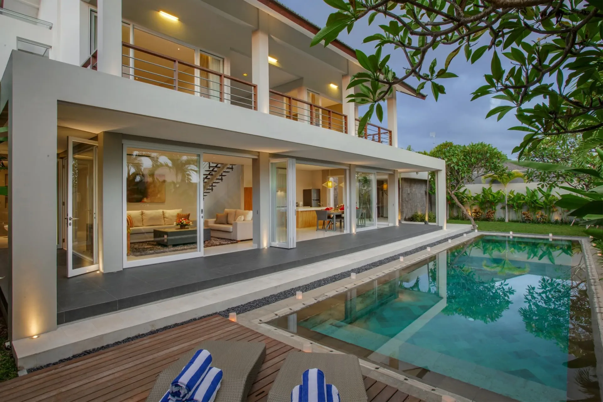 4 BEDROOM VILLA IN BERAWA IDR 50 MILL/MONTH