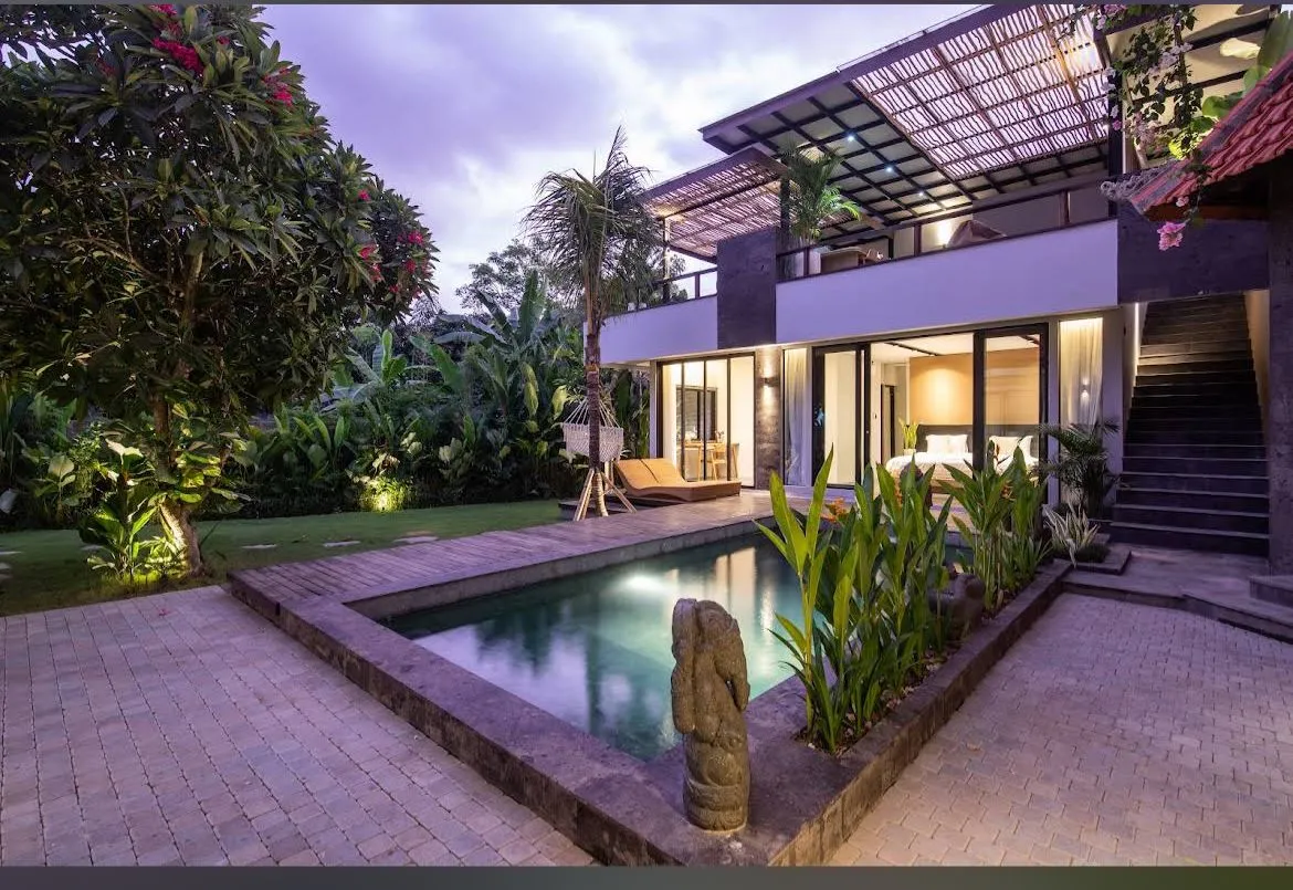 Modern 3BR Villa - Central Canggu