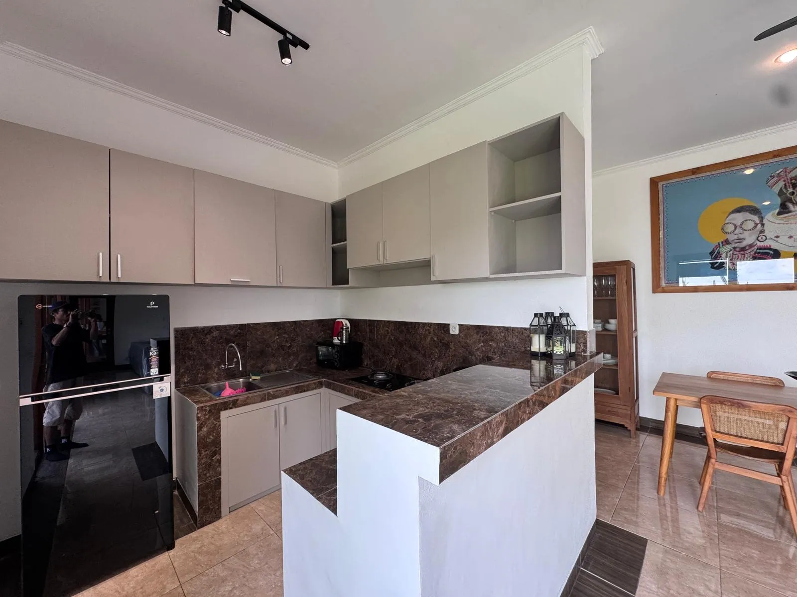 DO 474 - For Rent New Renovated Villa in Berawa — image 2