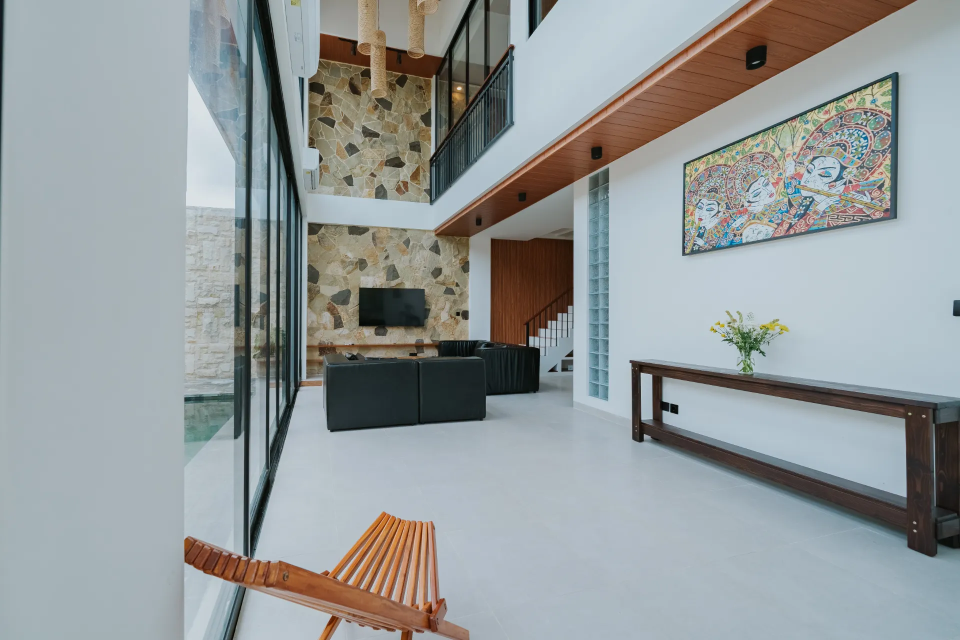 New 3 BR villa with pool near Pandawa beach