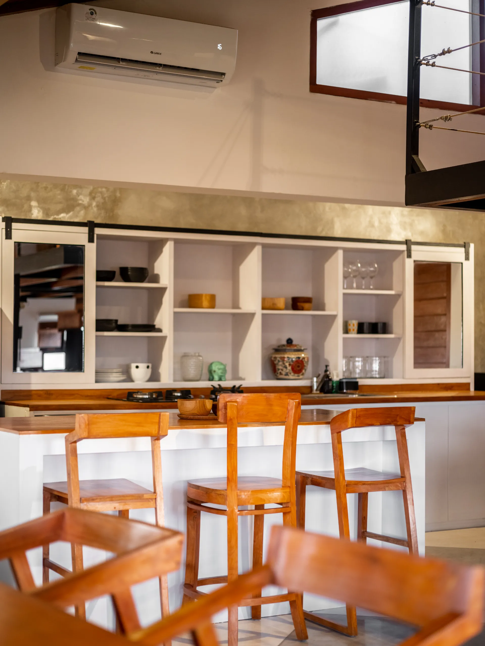 Bisma 8 - Penthouse Loft Apartment Berawa — image 2