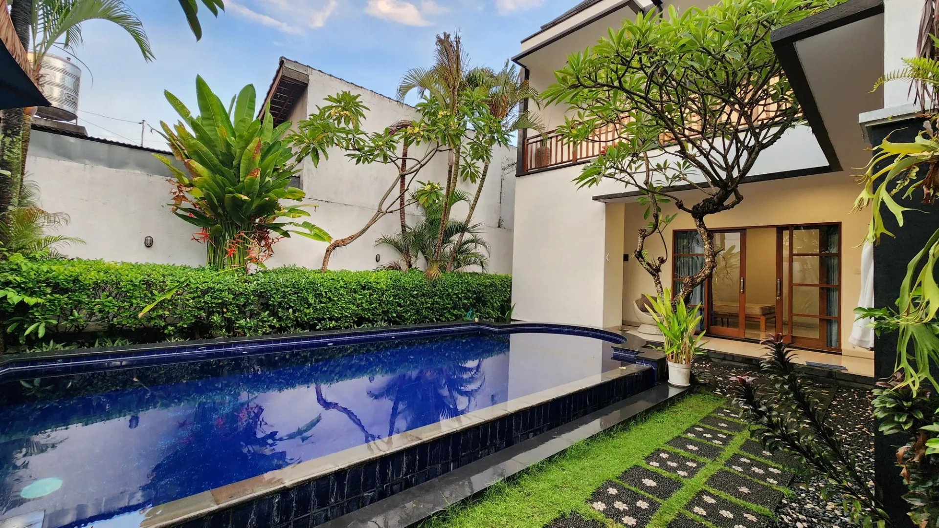 Villa For Rent 2 Bed In Kerobokan Badung Bali