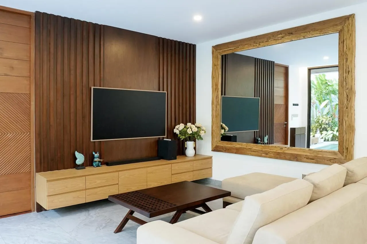 2-Bedroom Villa with Jacuzzi and Modern Tropical Design in Pererenan — image 1