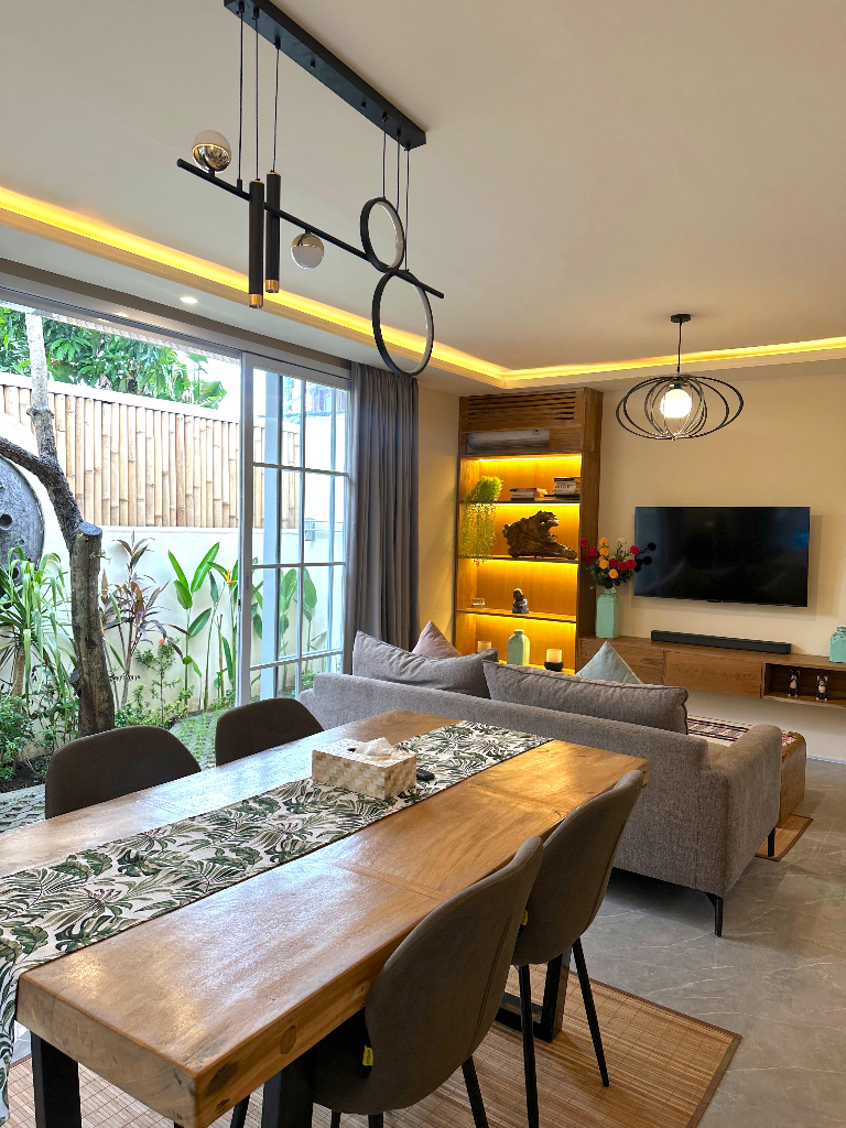 1-Bed + Office 1-Bath Private House in Umalas Kerobokan Available for Long Term! — image 3