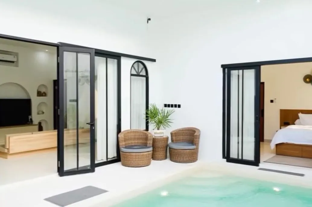 Luxury Villa 5 Bed In Kerobokan Badung Bali — image 2