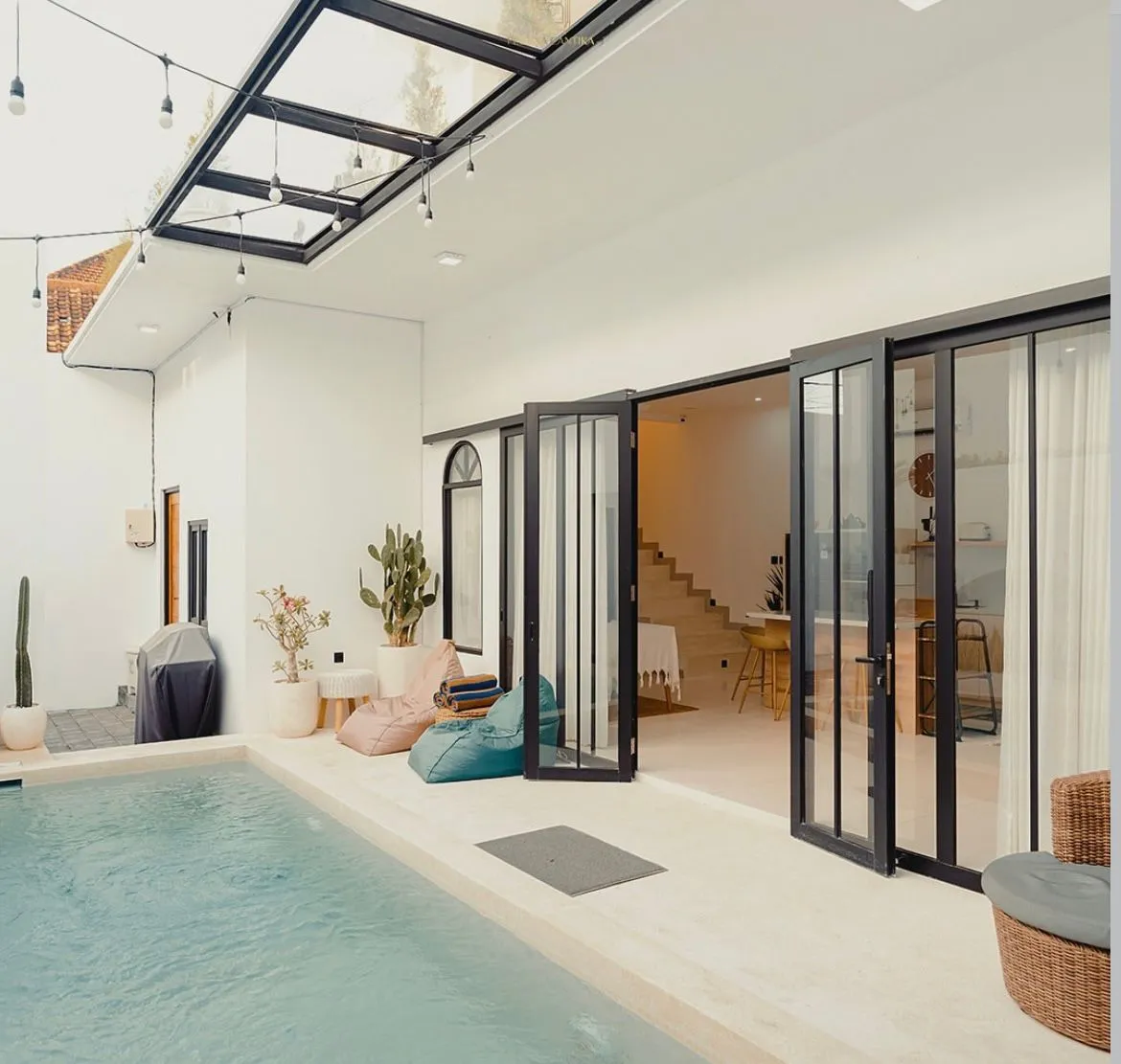 Luxury Villa 5 Bed In Kerobokan Badung Bali