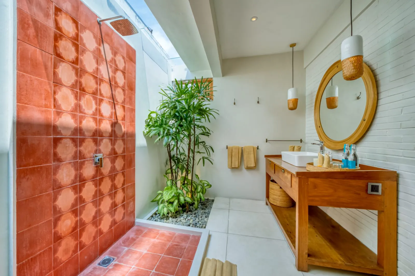 Villa Luxury Rumba 3 Bed Jln BumbakUmalas — image 4