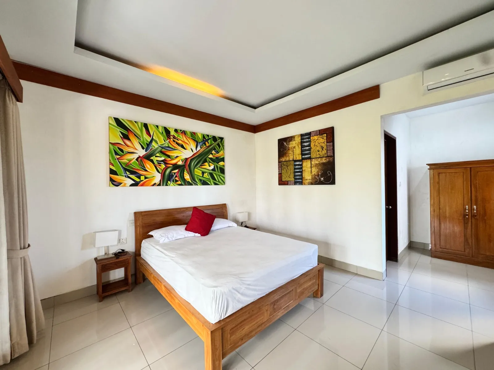 Villa Modern 3 Bed In Kerobokan Badung Bali — image 1