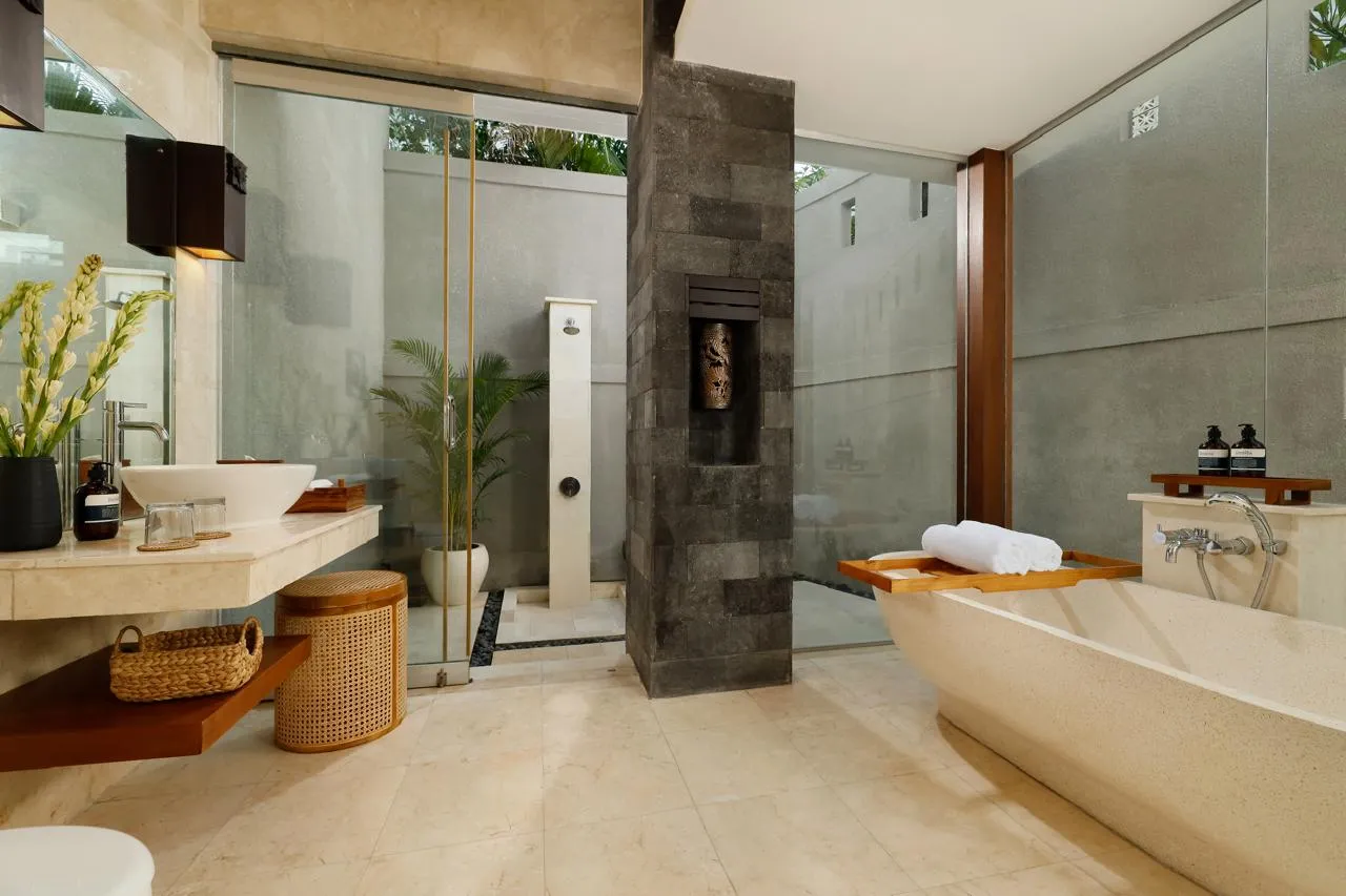 Villa For Sale 3 Bed toh yaning jimbaran Bali — image 3