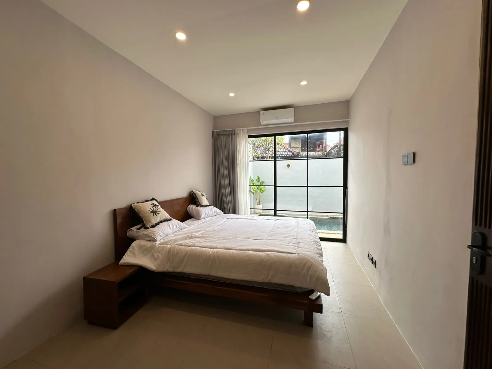Villa Brand New 2 Bed Canggu Badung Bali — image 2