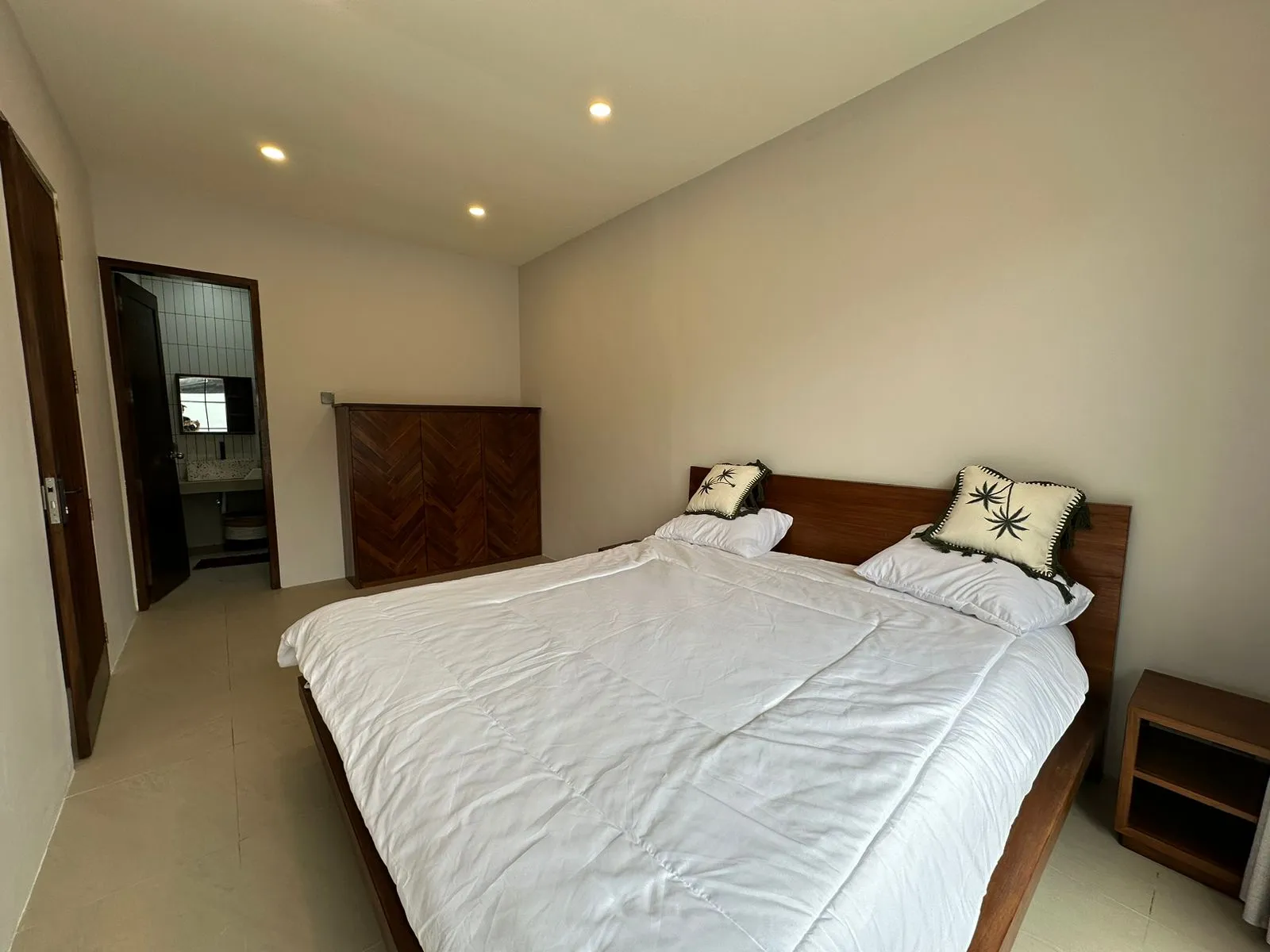 Villa Brand New 2 Bed Canggu Badung Bali — image 4