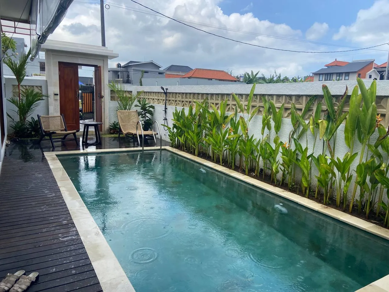 2 BEDROOM VILLA IN KEROBOKAN IDR 28 MILL/MONTH — image 1