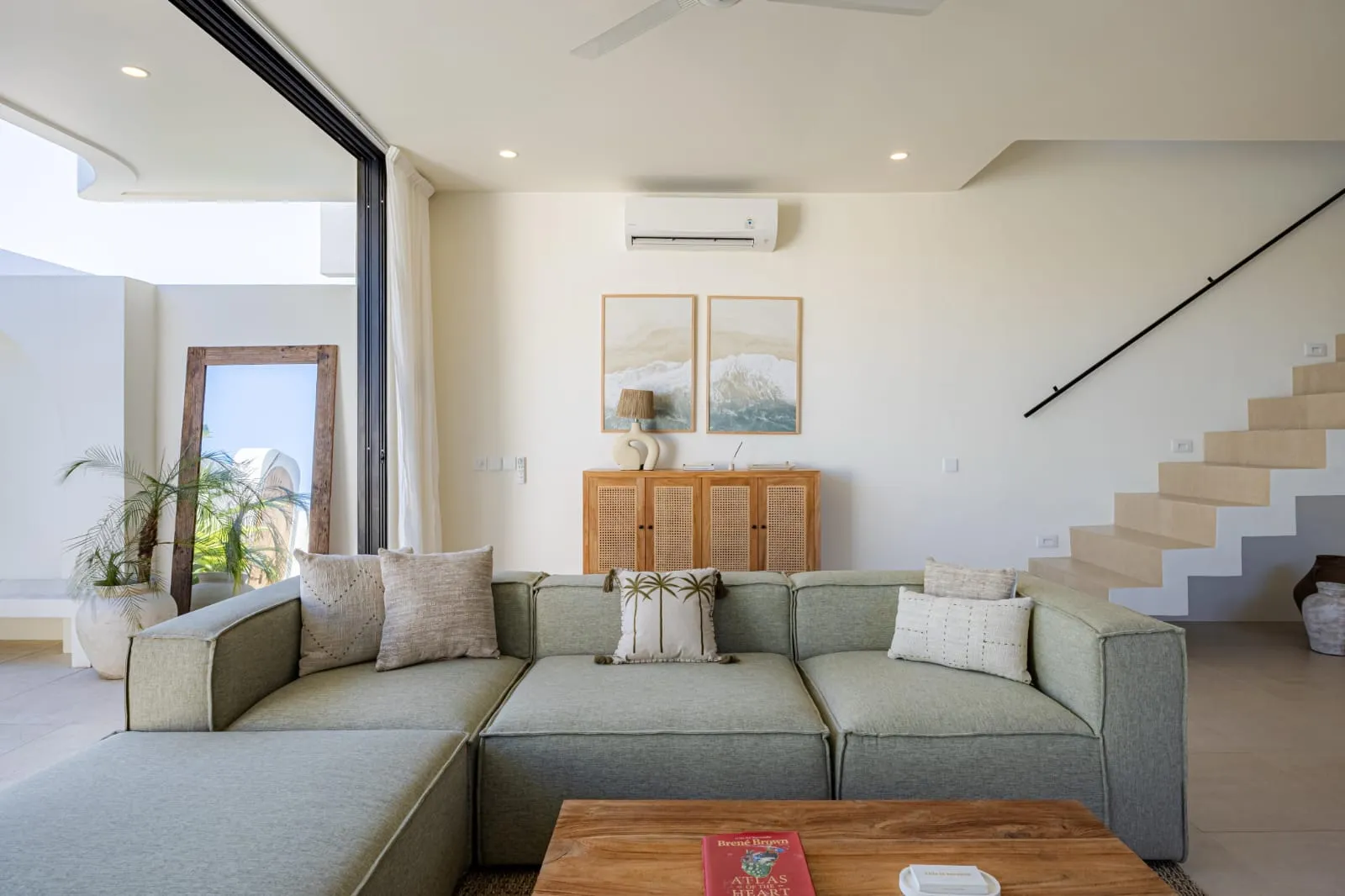 2 BEDROOM VILLA IN MUNGGU IDR 40 MILL/MONTH — image 3