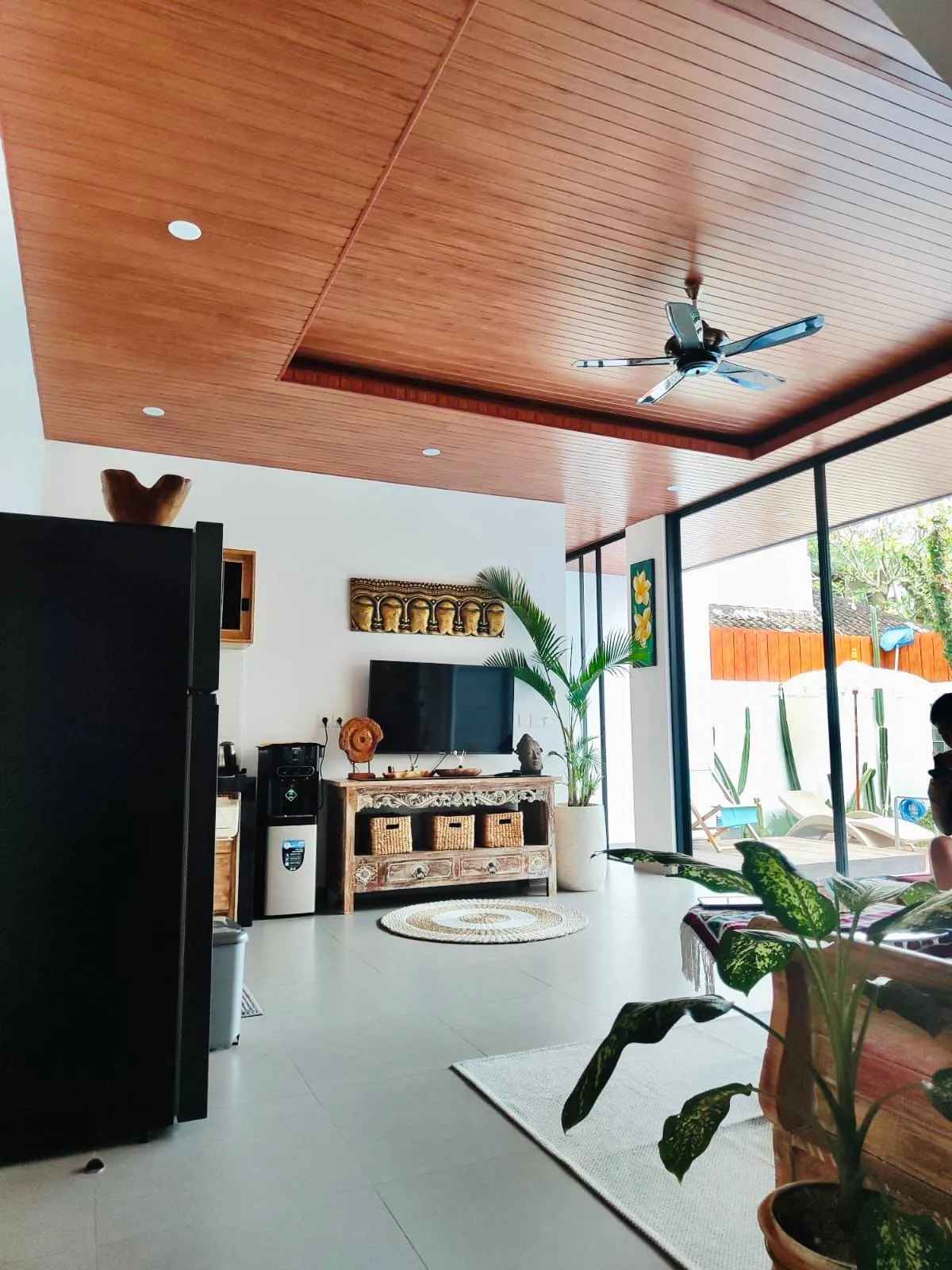 3 BEDROOM MODERN VILLA IN UMALAS — image 3
