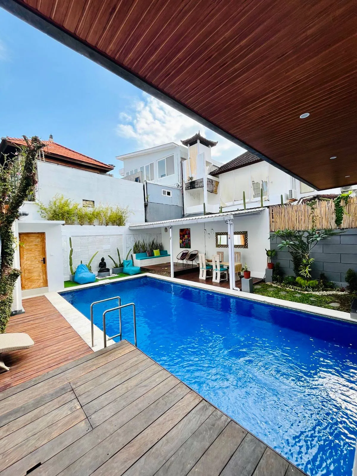 3 BEDROOM MODERN VILLA IN UMALAS — image 1