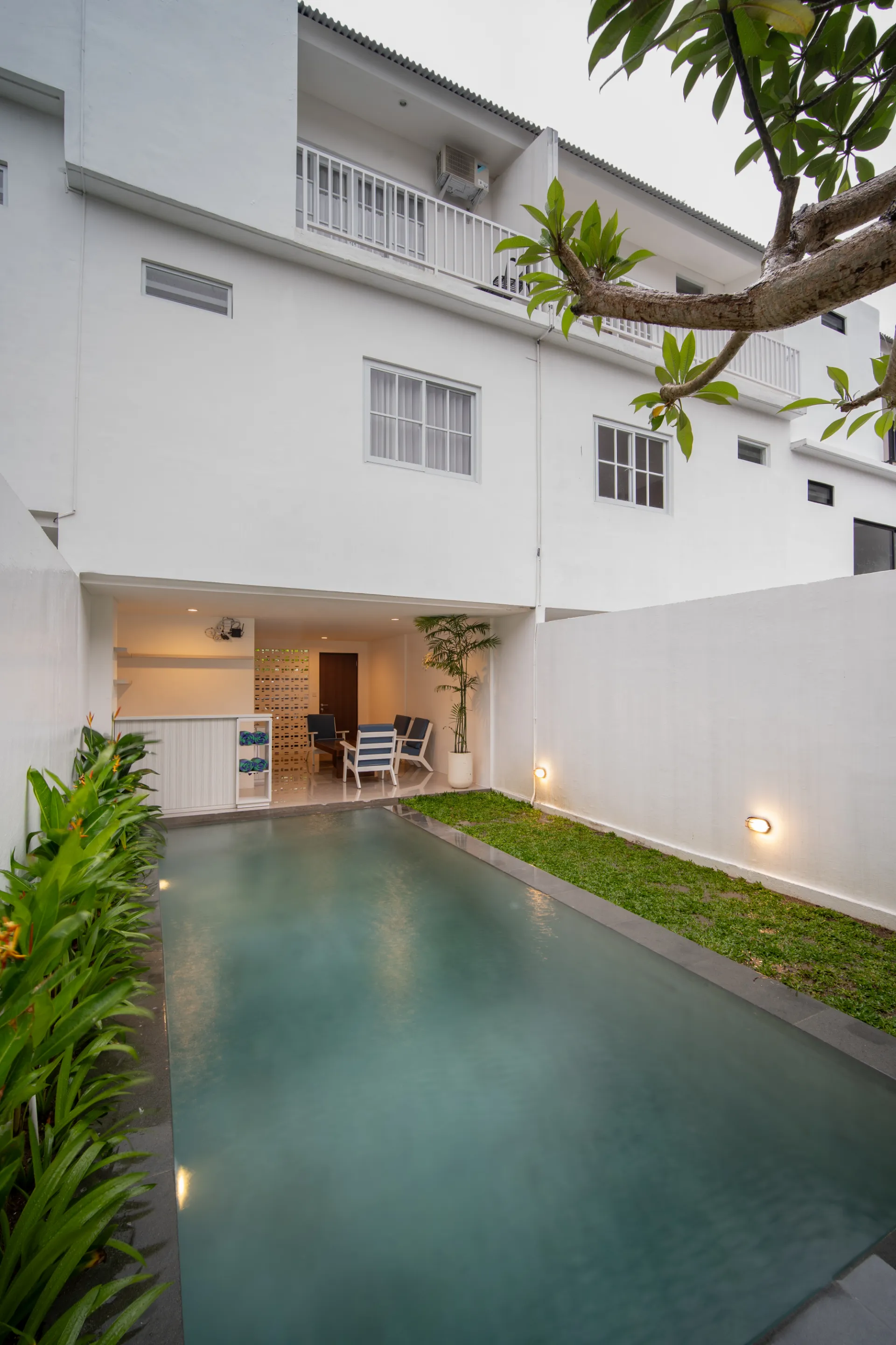 DO FYS - Minimalist Villa for Rent in Pererenan