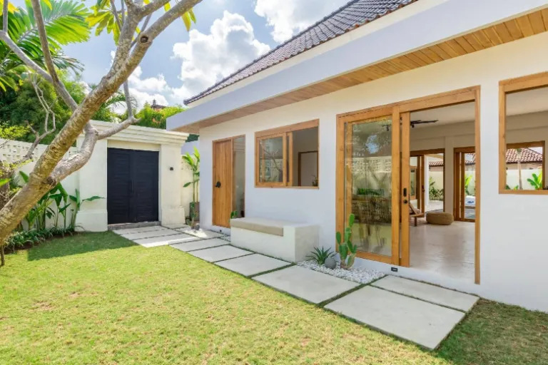 SUN Villa For Rent 3 Bedroom Padang Linjong