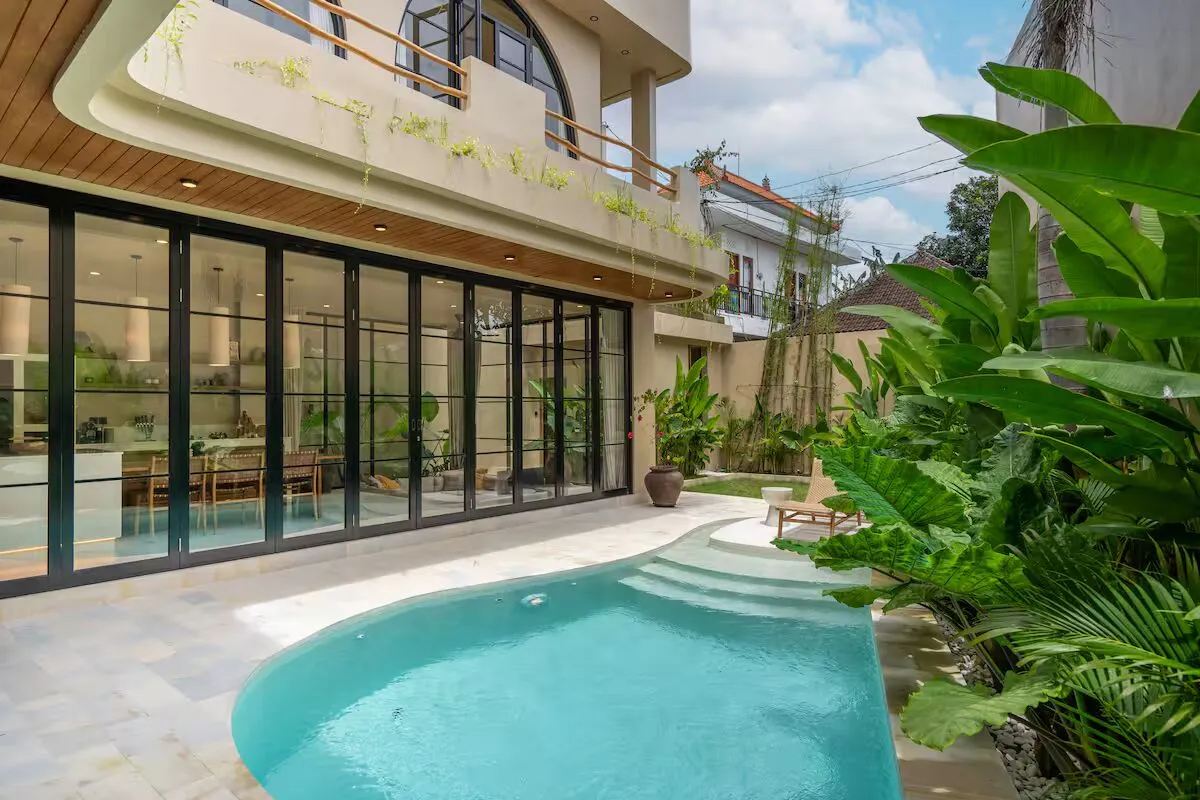 3 BEDROOM MODERN LUXURY VILLA IN PERERENAN - AF567