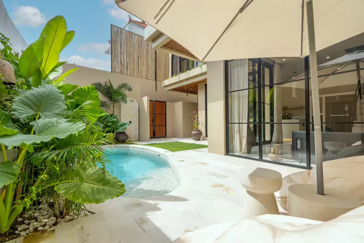 2 BEDROOM MODERN LUXURY VILLA IN PERERENAN - AF568