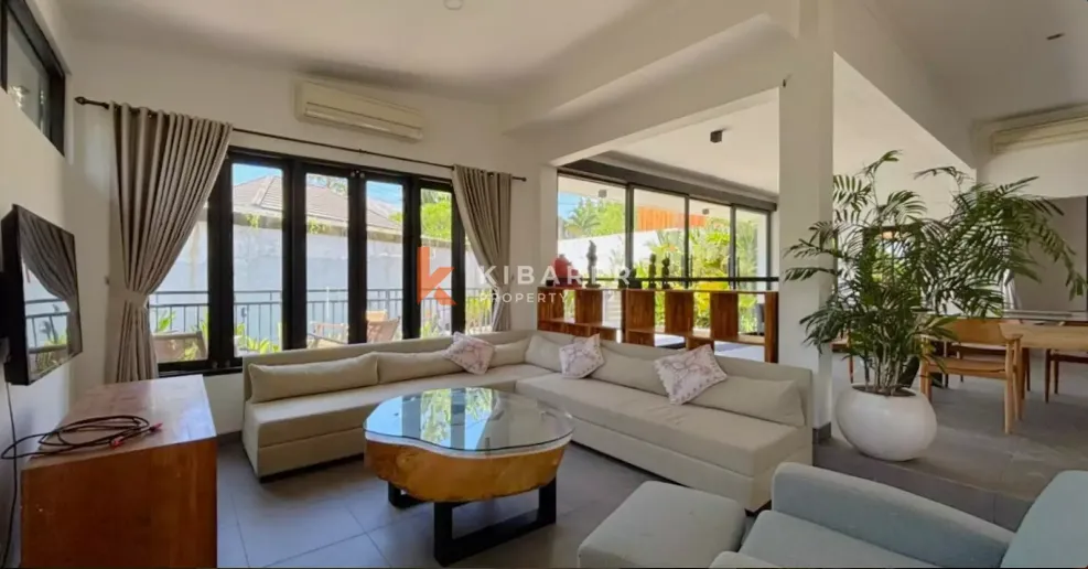 Awesome Newly Renovated Enclosed Five Bedrooms Villa in Umalas YRV4065 — image 4