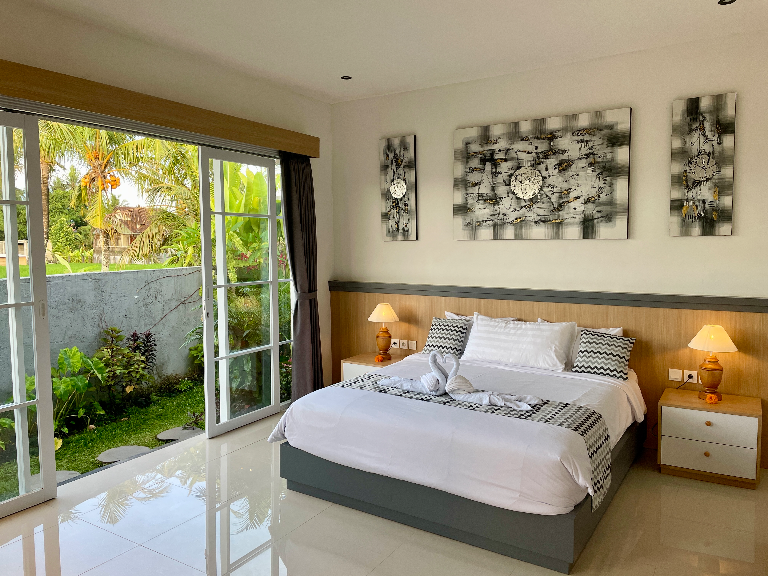 Spacious 1 Bedroom + 1 Living Room Villa for Long-Term Rent – Sayan Ubud — image 3