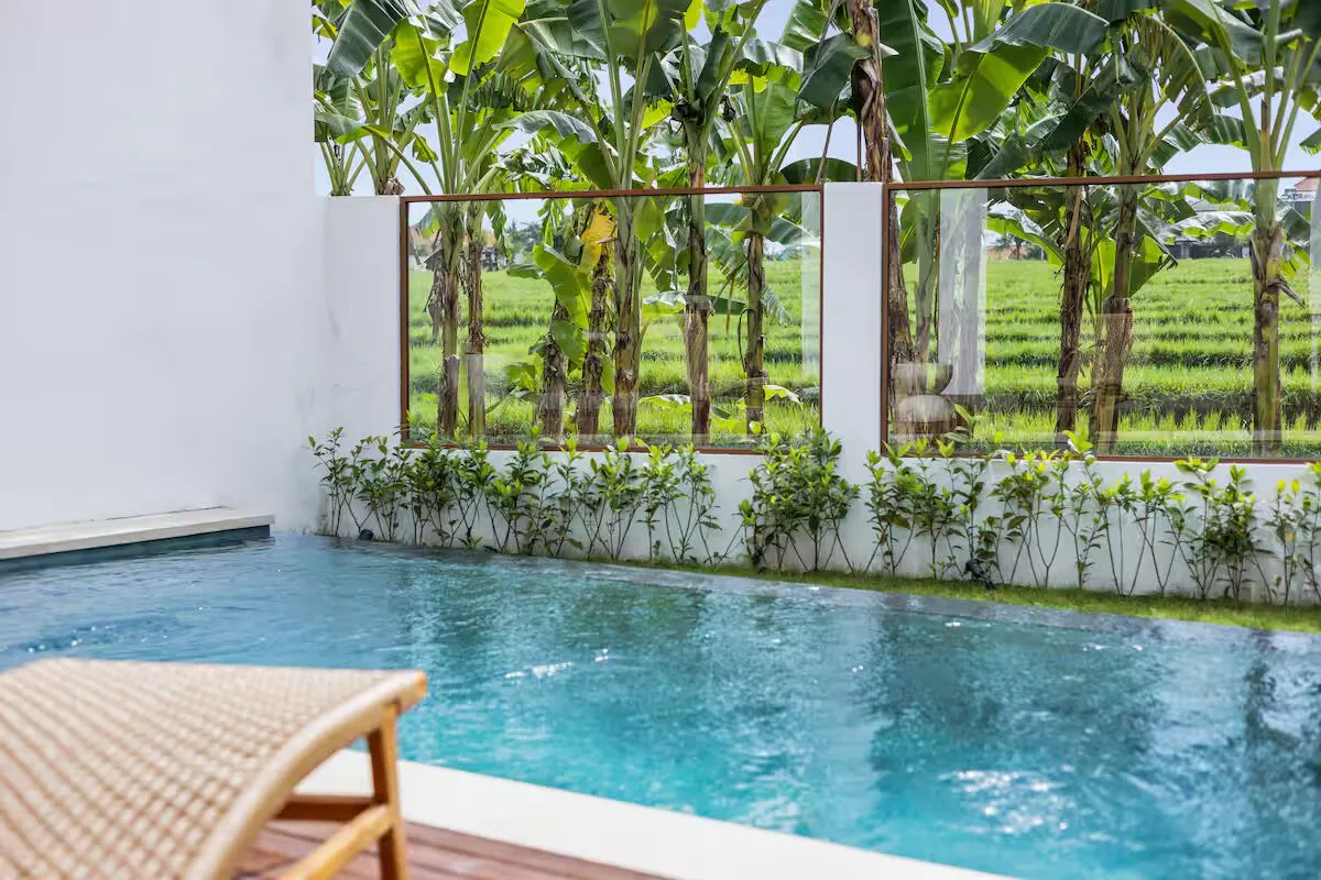 3 MODERN VILLA FULLY FURNISHED IN BERAWA — image 2