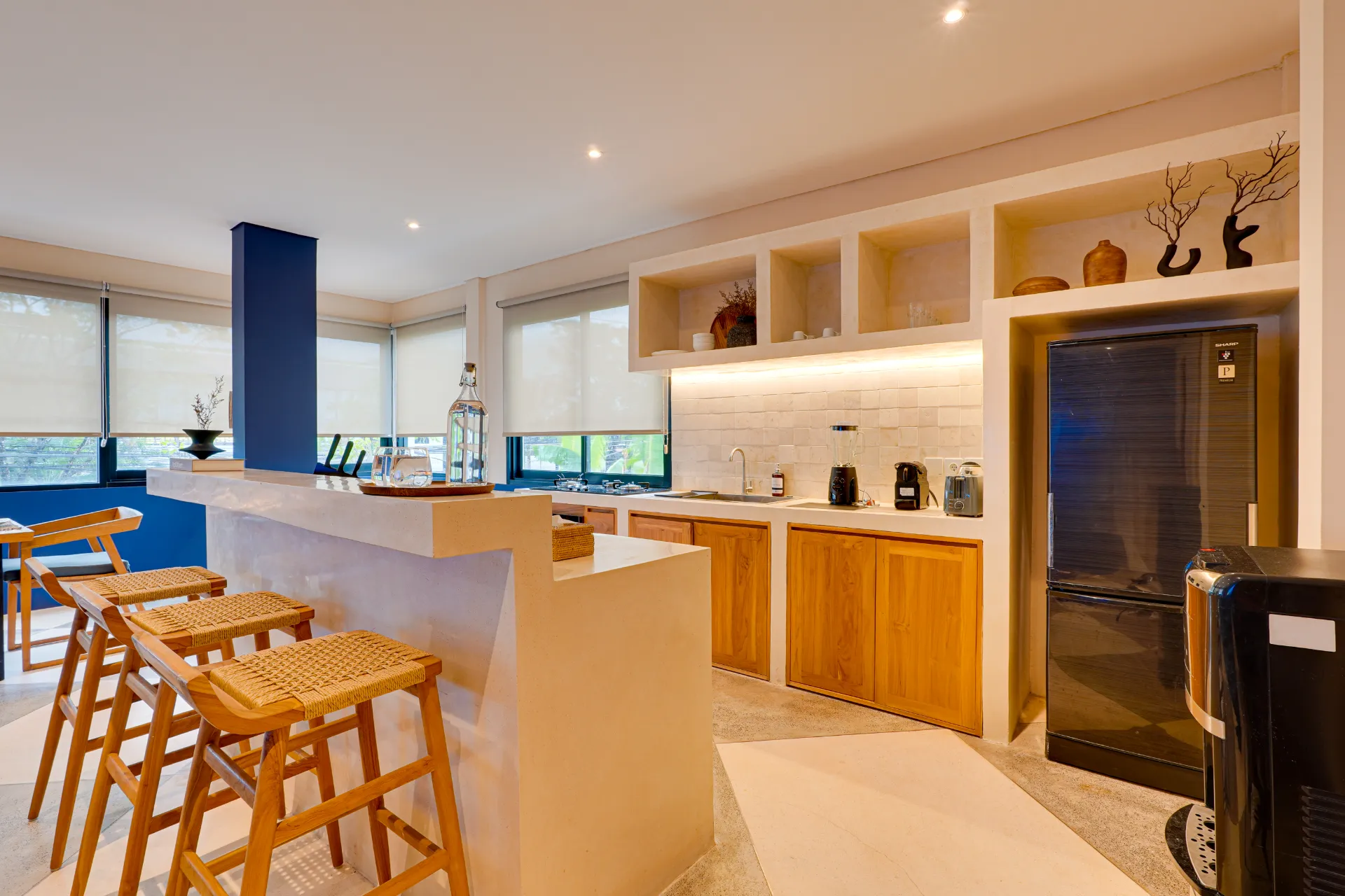 Stylish 2BR Canggu Apartment near Berawa Beach — image 4