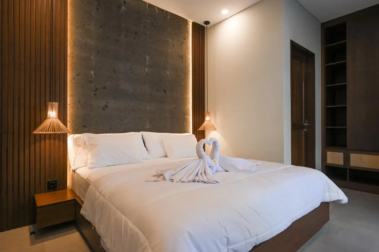 Villa Garyati - Modern 2-Bedroom Villa with Rice Field & Ocean View — image 1