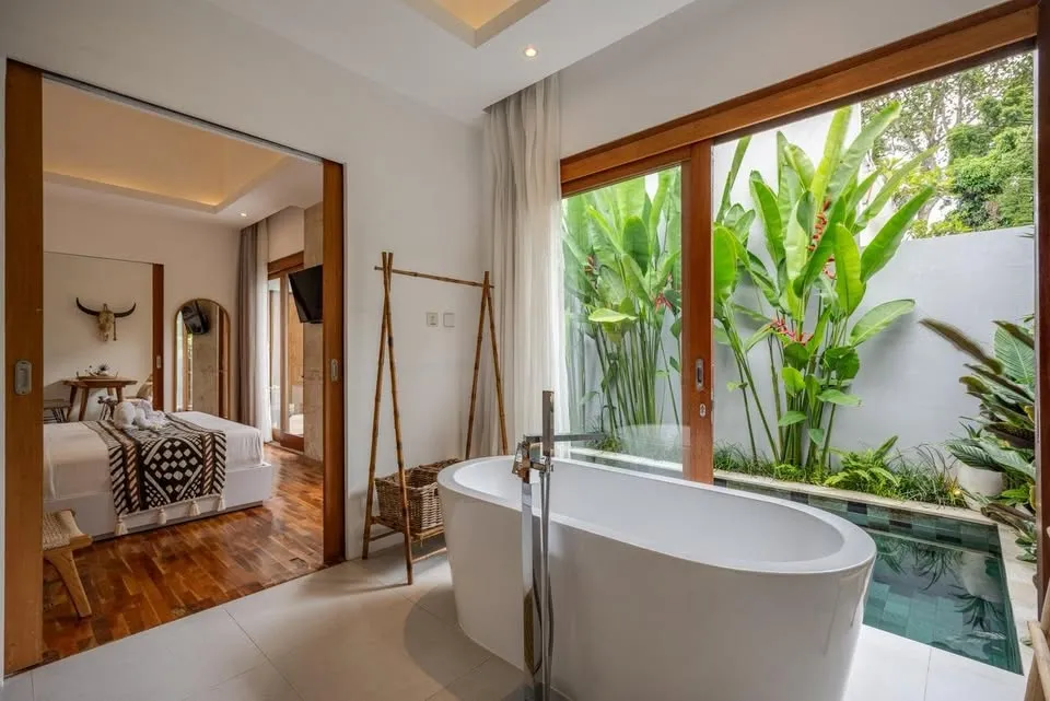 1 BR VILLA IN TUMBAK BAYUH — image 3