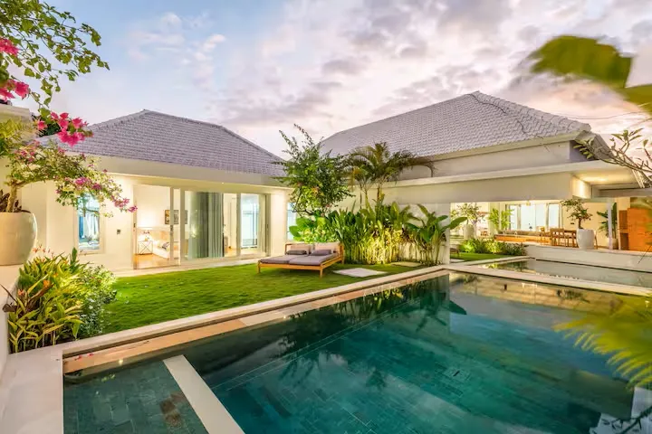 3BR Luxury Retreat Umalas with Pool - Villa Theo — image 1