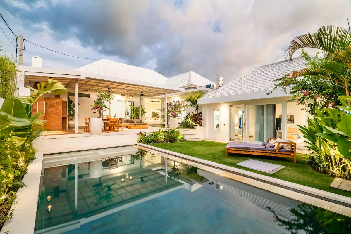 3BR Luxury Retreat Umalas with Pool - Villa Theo