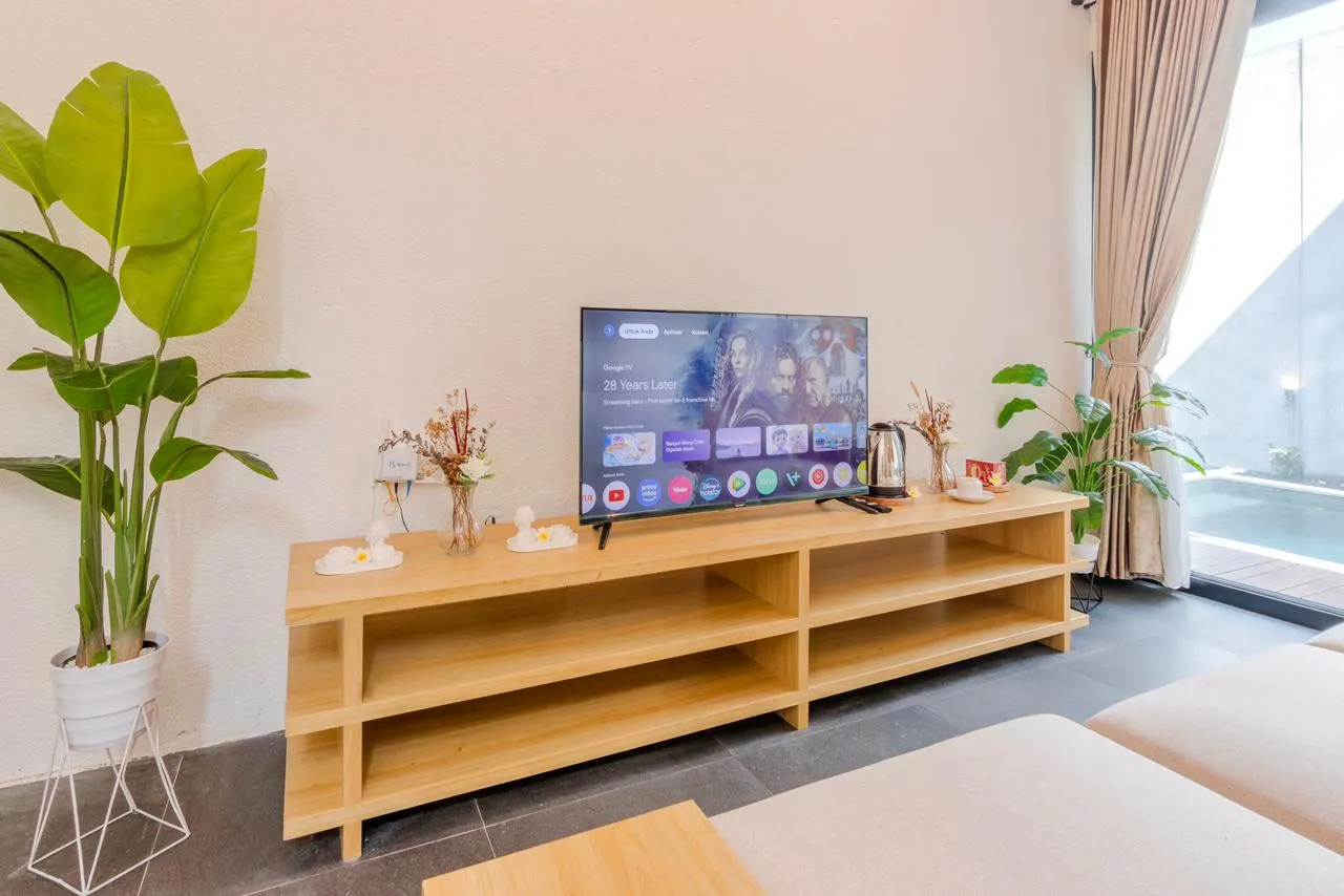 2 BR BRAND NEW VILLA IN MUNGGU — image 3