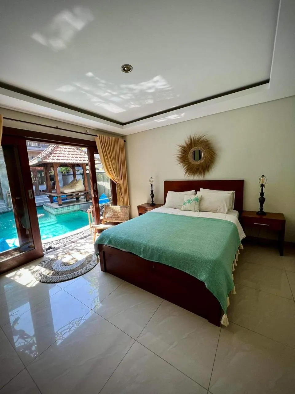 4BR VILLA CEMAGI — image 1