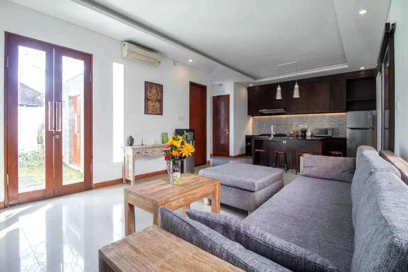 3 BR VILLA IN SANUR - WEST SIDE — image 2