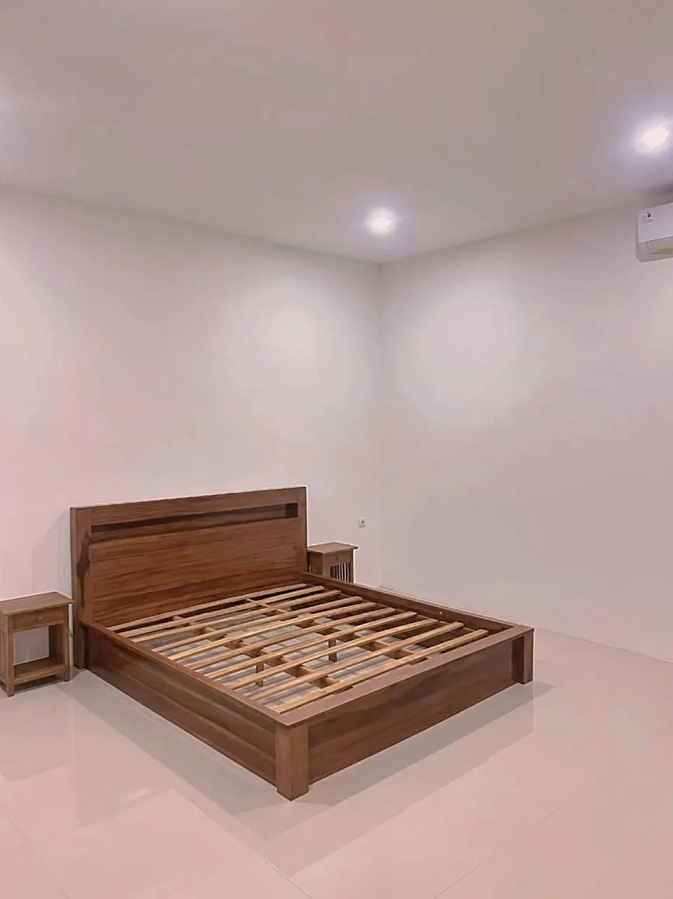2BR VILLA MUNGGU — image 2