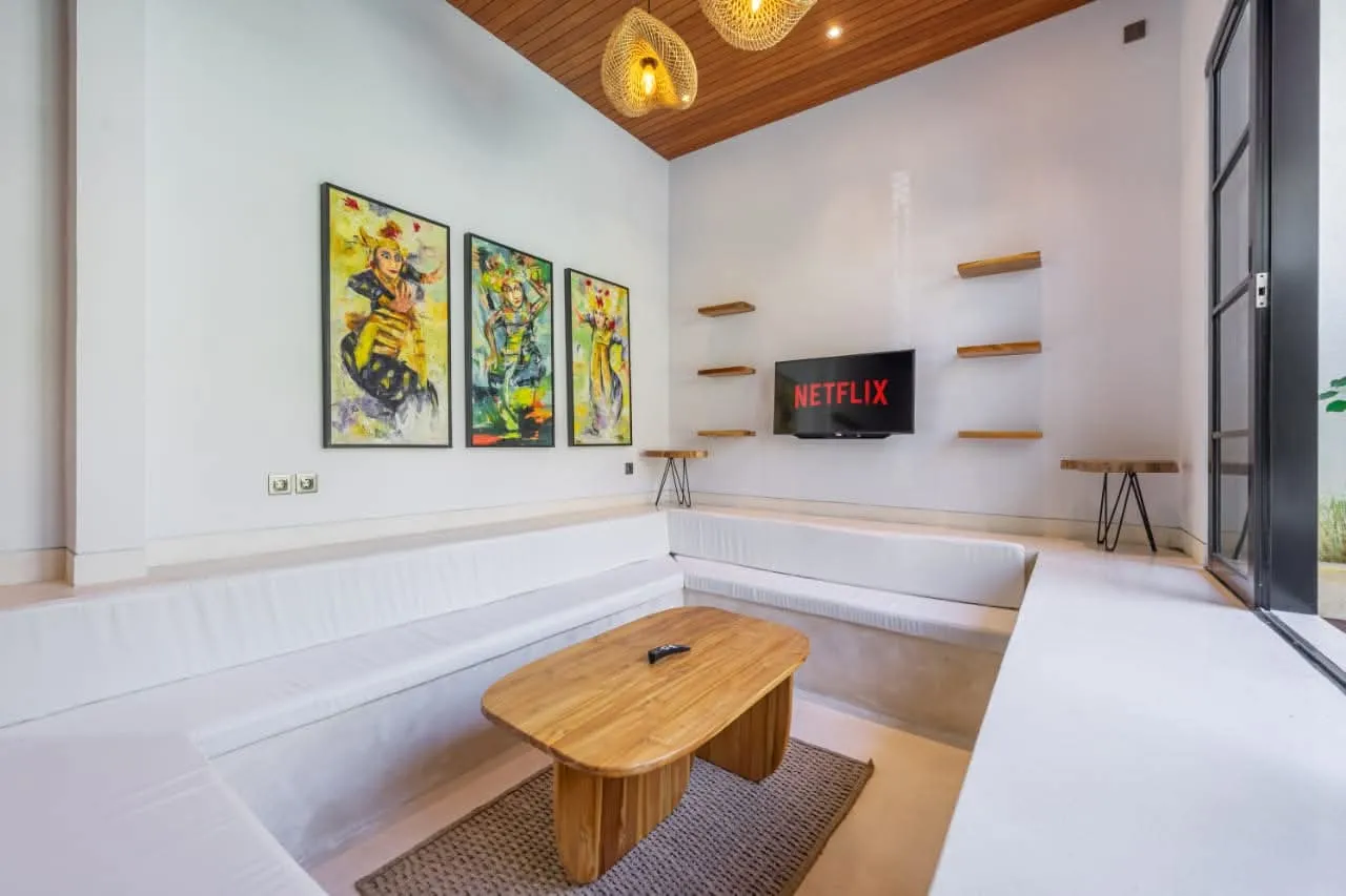 2 BEDROOM VILLA IN BERAWA IDR 26 MILL/MONTH — image 4