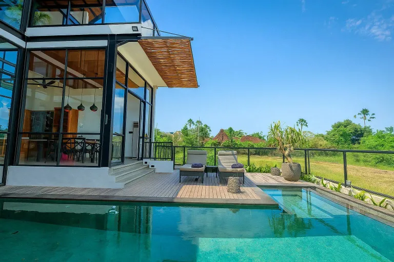 4 BEDROOM VILLA IN BERAWA IDR 90 MILL/MONTH