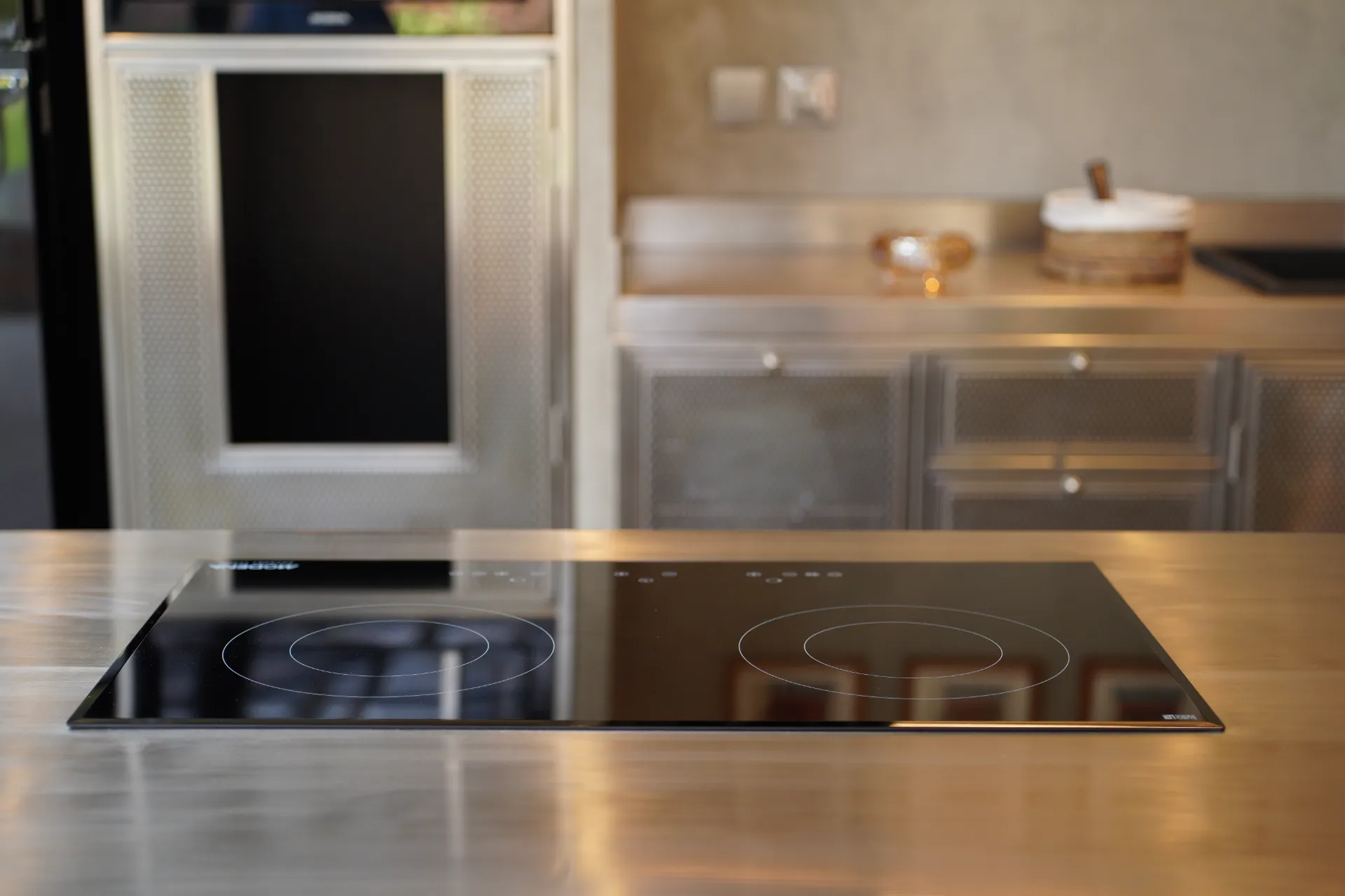 Ultra-Luxury 1BR Private Villa w/ Pool Sauna Cold Plunge & Jacuzzi — image 2
