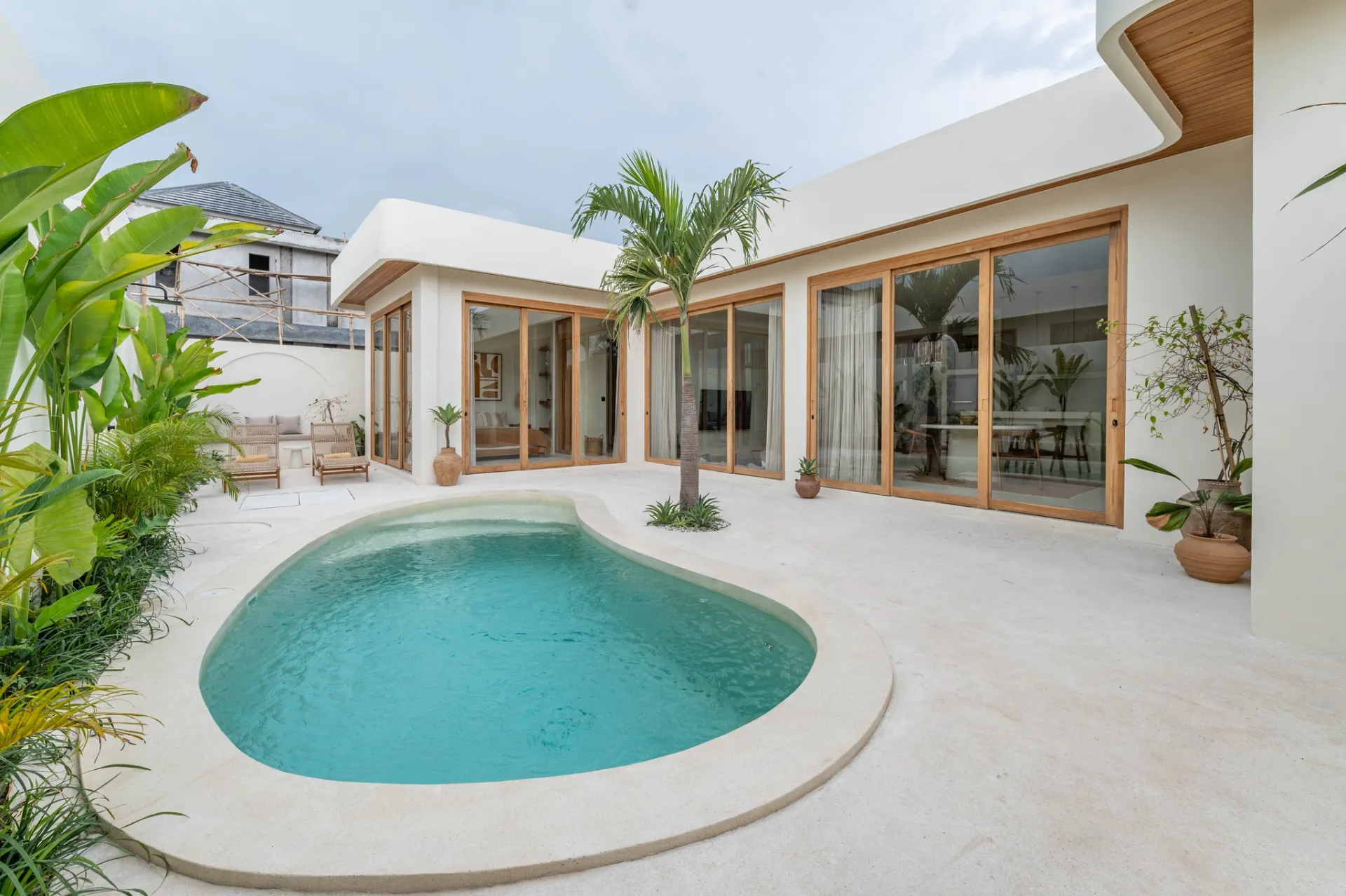 3 BR VILLA IN TUMBAK BAYUH – PET NOT ALLOWED