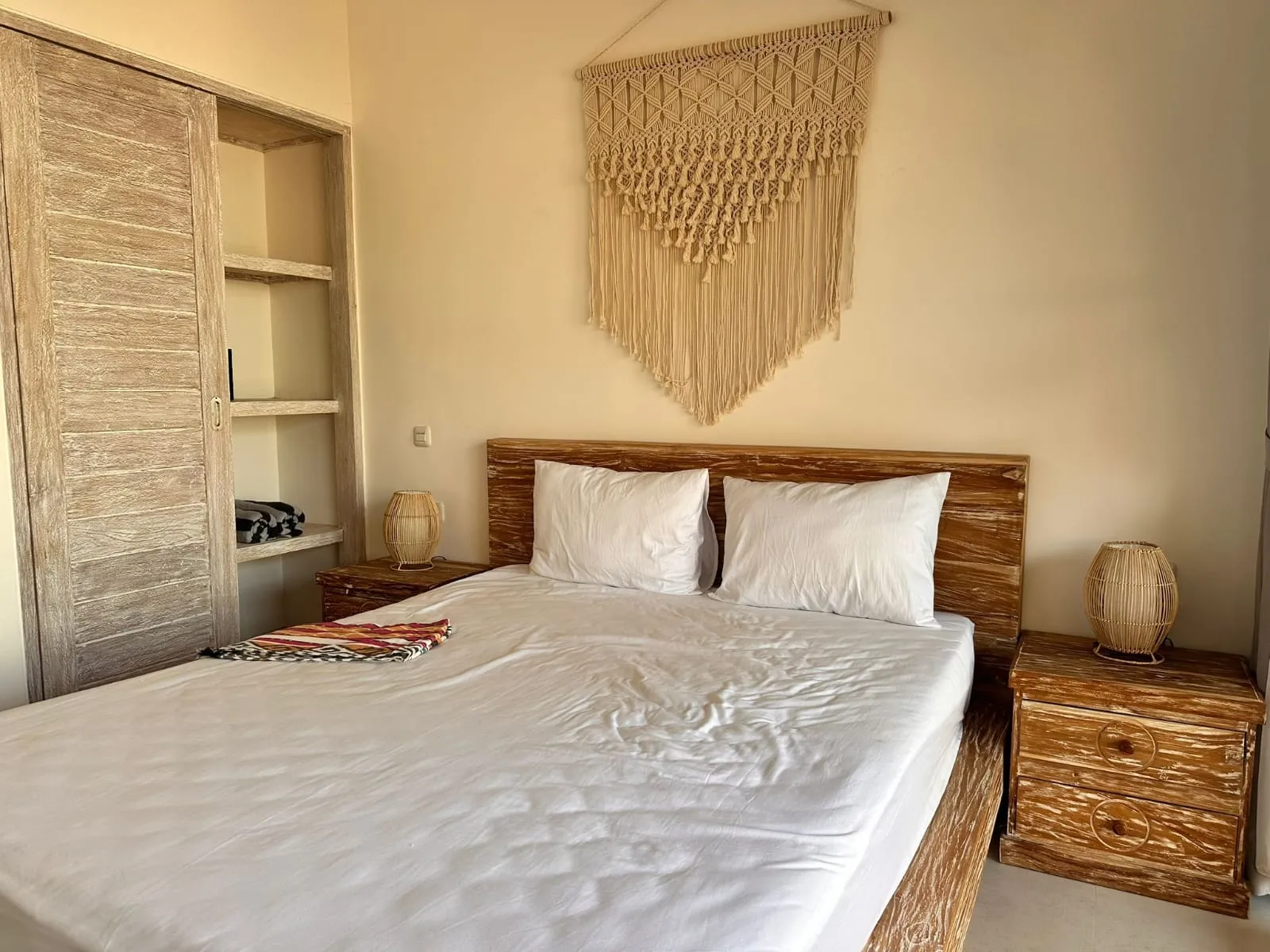 Villa Leasehold 22 Year 4 Bed In Kerobokan Bali — image 3