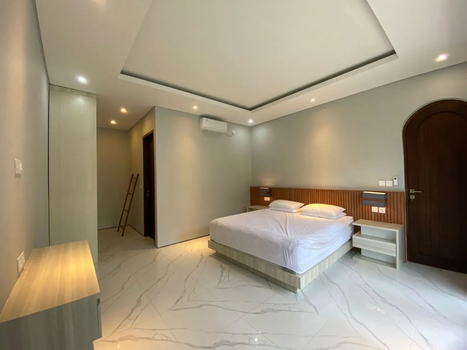Villa For Rent 3 Bed In Umalas Kerobokan Bali — image 1