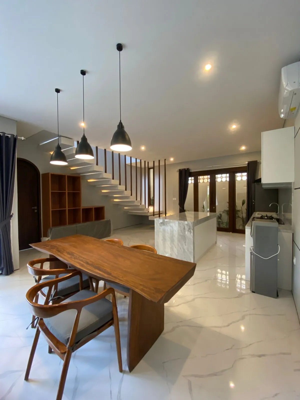 Villa For Rent 3 Bed In Umalas Kerobokan Bali — image 4