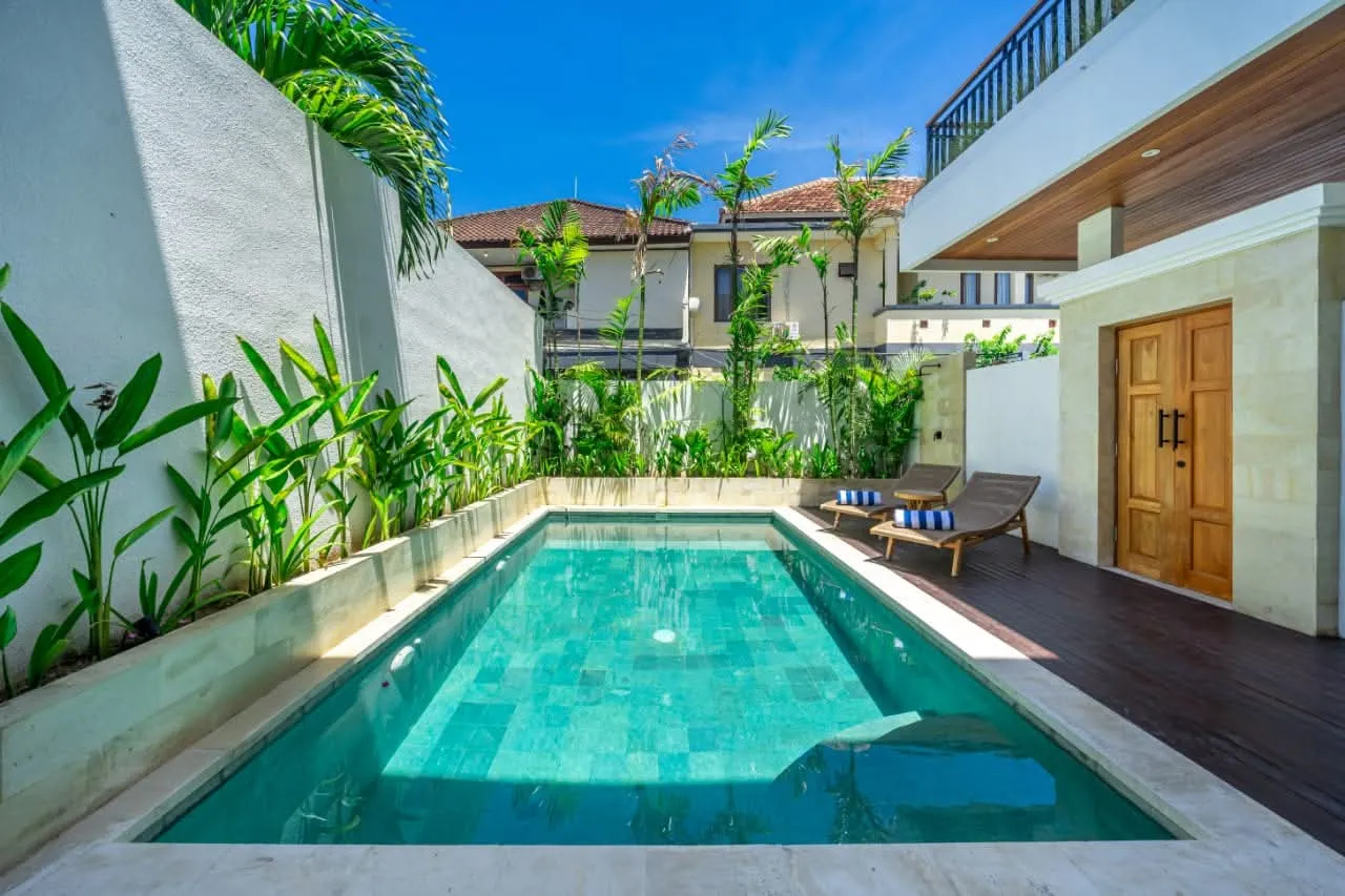 2 BEDROOM VILLA IN BERAWA IDR 26 MILL/MONTH +62 — image 1